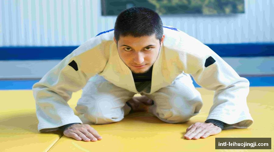 雷火竞技LEIHUO JINGJI挑战极限，追逐梦想。